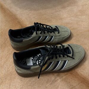 Adidas Men's Green and Black Sneakers